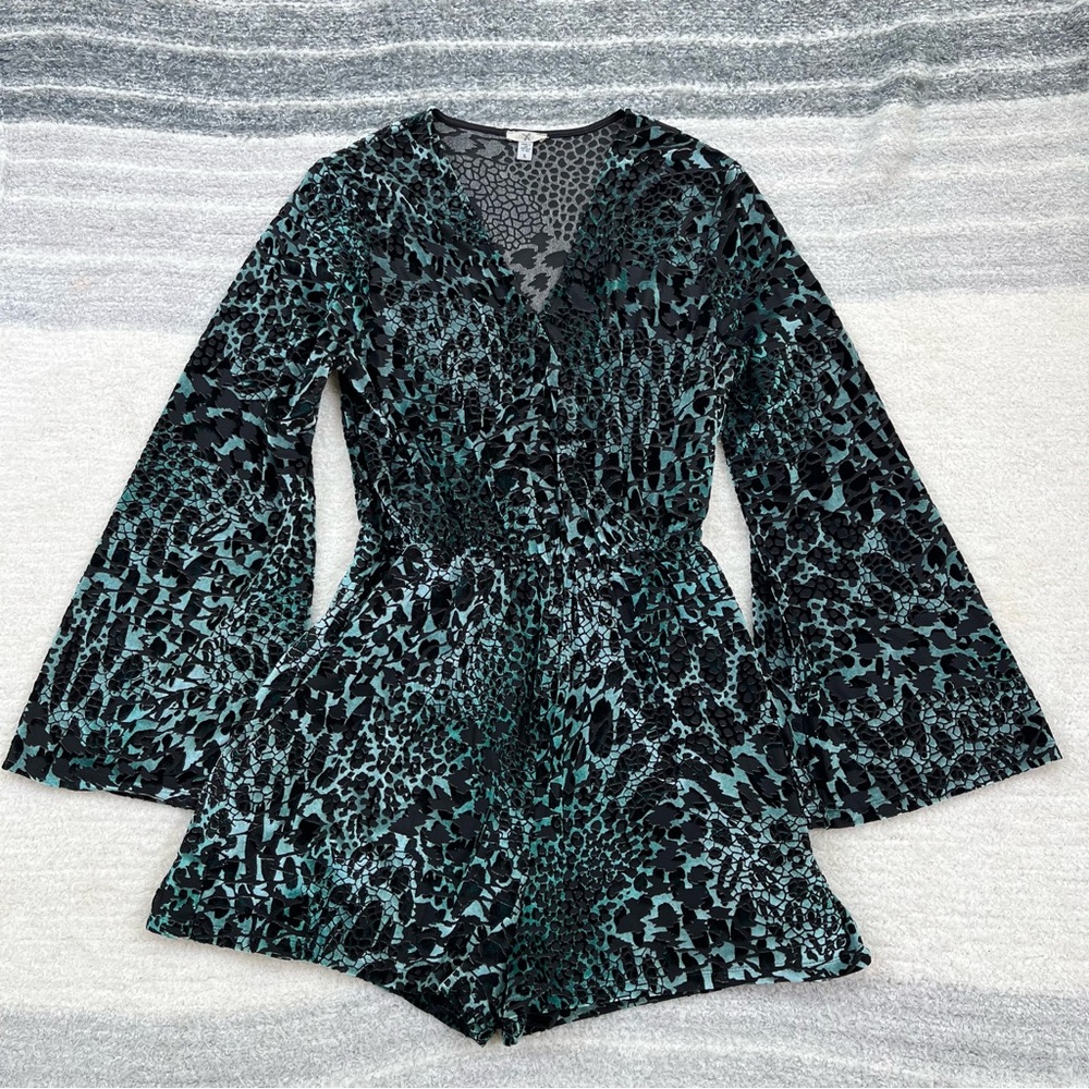 Chic Ecoleé burnout velvet Leopard Print Romper